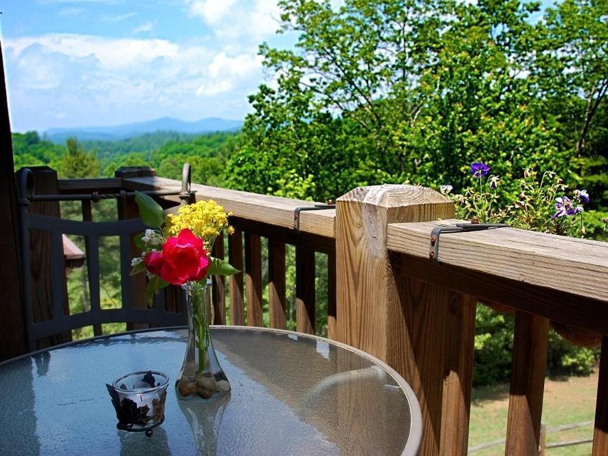 Long Mountain Lodge Bed & Breakfast Dahlonega Szoba fotó